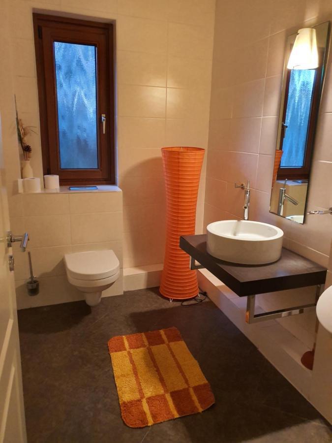 Apartment Bei Hamburg Bis 10 Personen Mit Terasse Und Gartennutzung. Buchholz in der Nordheide Luaran gambar