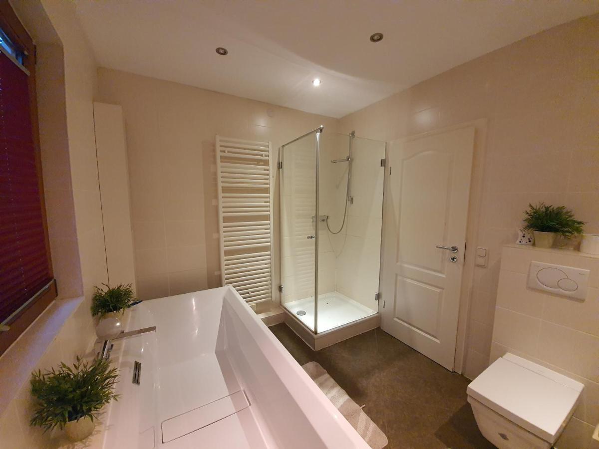 Apartment Bei Hamburg Bis 10 Personen Mit Terasse Und Gartennutzung. Buchholz in der Nordheide Luaran gambar